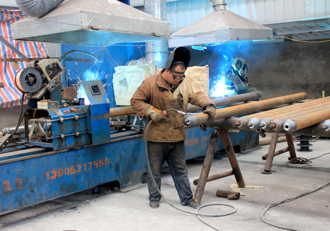 螺栓球網(wǎng)架桿件...